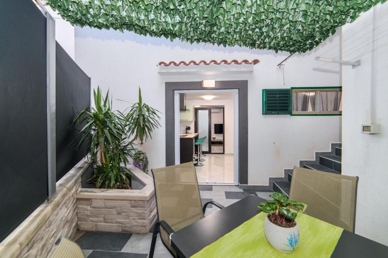 Villa Jadranka Apartments Tučepi Zewnętrze zdjęcie