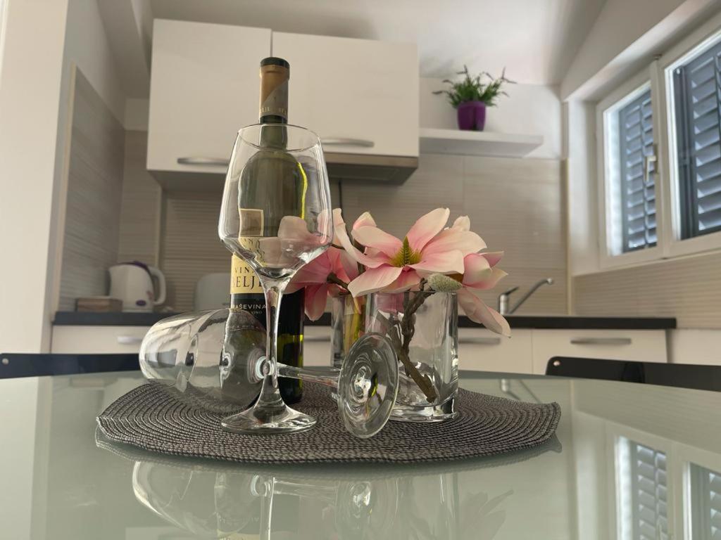 Villa Jadranka Apartments Tučepi Zewnętrze zdjęcie